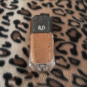 (KVD) - D084 - Good Apple Full-Coverage Transfer-Proof Serum